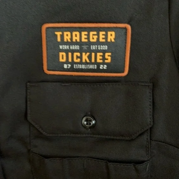 Traeger x Dickies Women's Ultimate Grilling Shirt - Picture 13 of 16